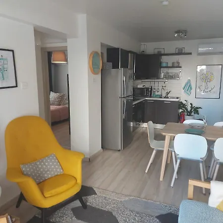 Horizon Hidden Gem 2 Bedroom Apt - Walk To The Beach شقة لارنكا