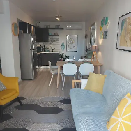 Apartment Horizon Hidden Gem 2 Bedroom Apt - Walk To The Beach Larnaca