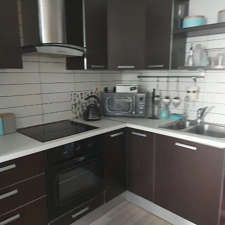 Horizon Hidden Gem 2 Bedroom Apt - Walk To The Beach דירה *